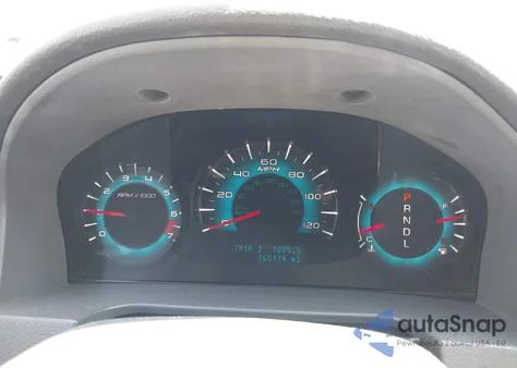 2010 Ford Fusion Se z USA, uszkodzony, nr VIN 3FAHP0HA5AR120704